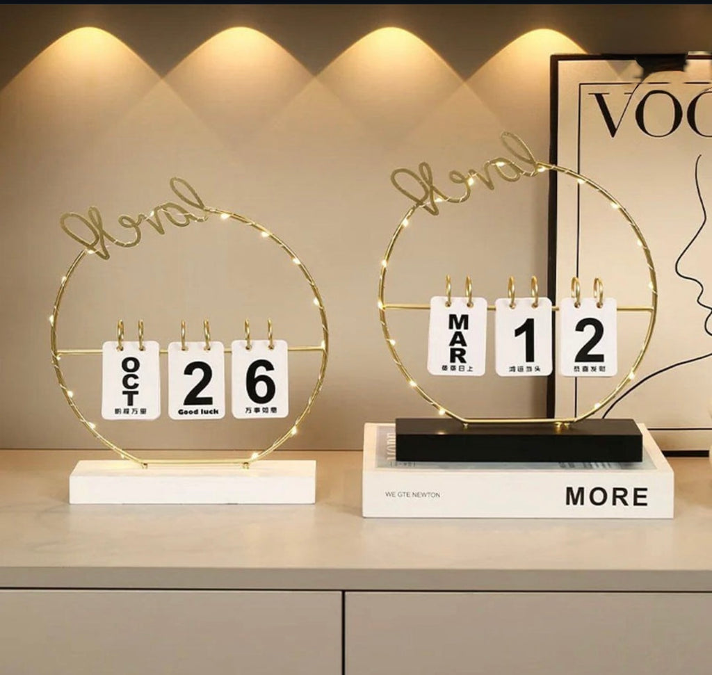 Luxury Gold Ring Perpetual Calendar – Modern Desk Decor with LED String Lights